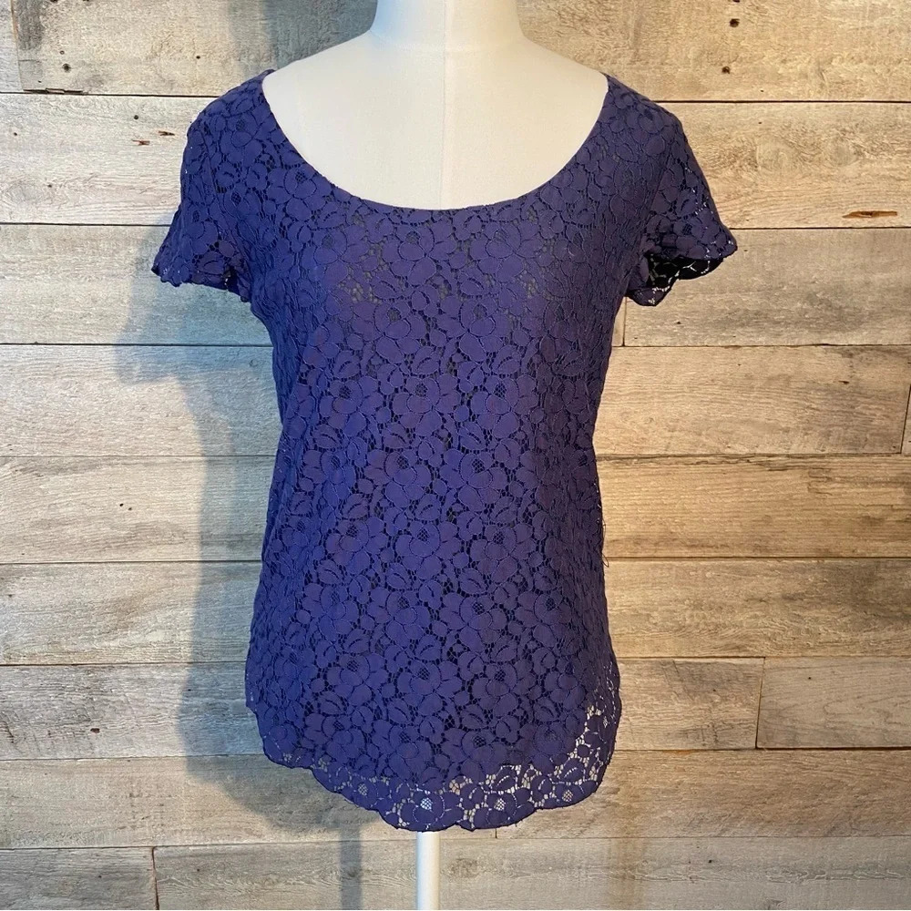 Aritzia Talula Betsey Blouse women's lace top‎ in  size x-small